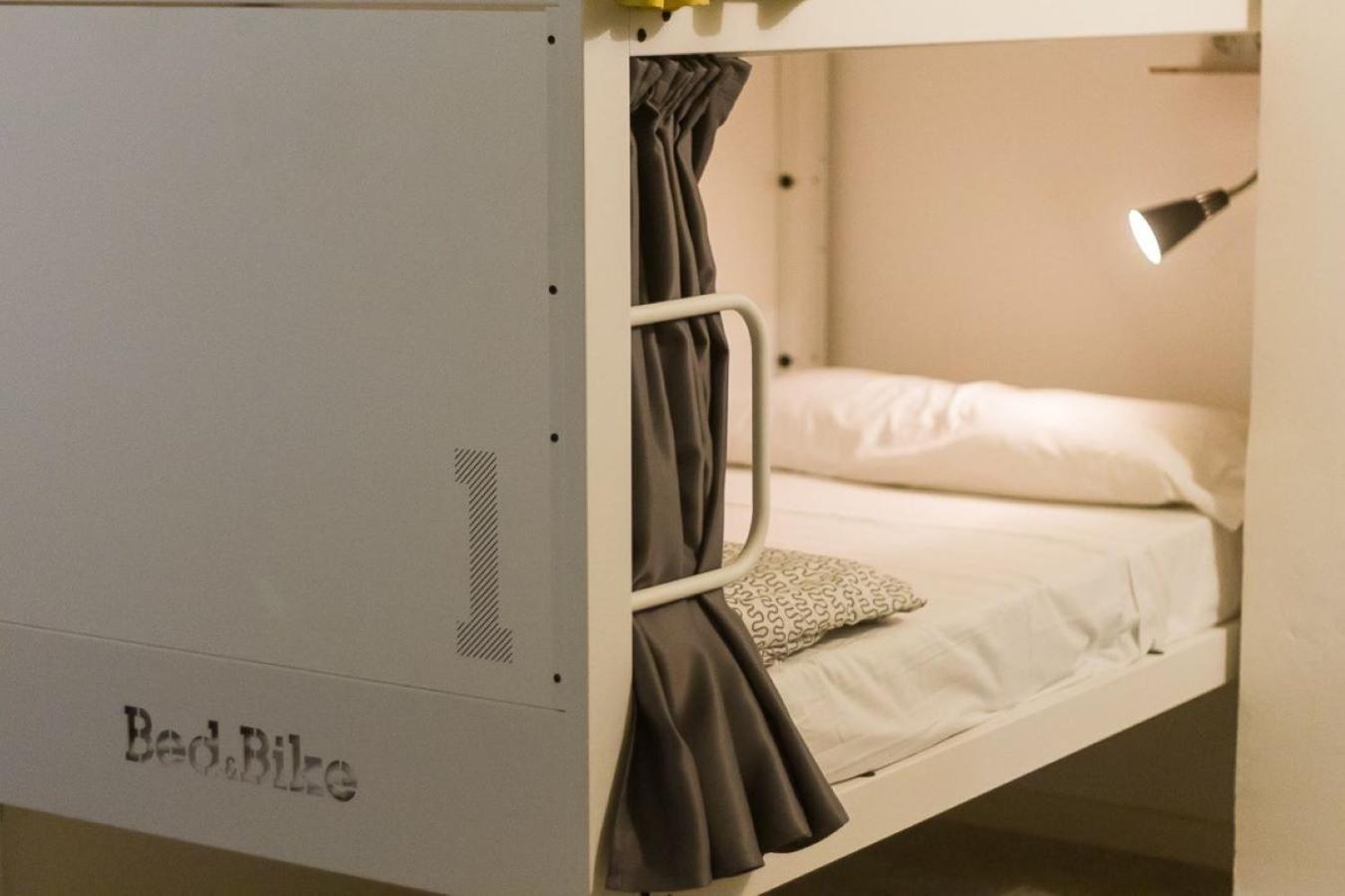 Bed & Bike Barcelona Hostel Eksteriør bilde